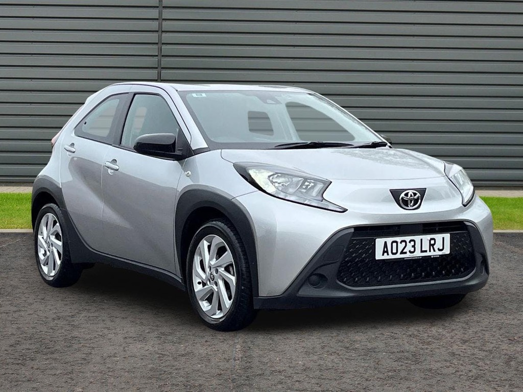 Toyota Aygo X 1.0 Vvt I Pure Hatchback Silver