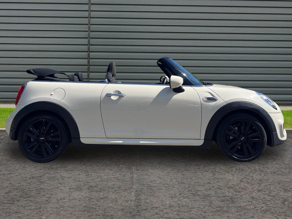 Mini Convertible 1.5 Cooper Sport Convertible GF69JHV White #2