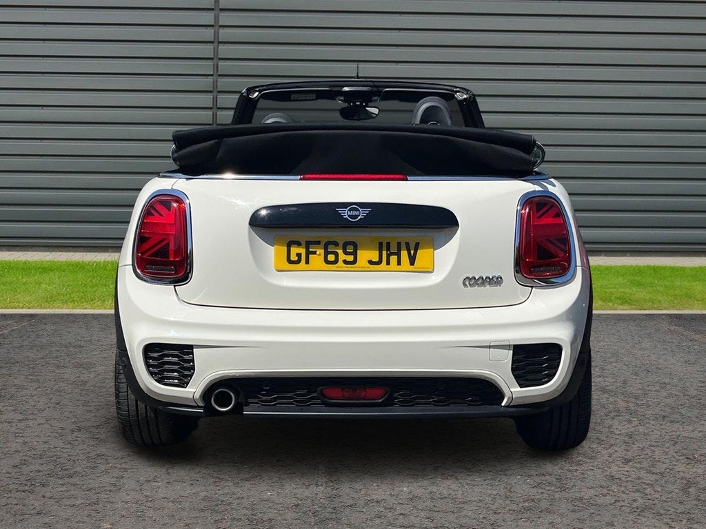 Mini Convertible 1.5 Cooper Sport Convertible GF69JHV White #4