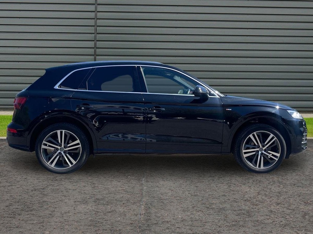 Audi Q5 2.0 2.0 Tfsie 55 S Line Competition Suv RK70LBN Black #4