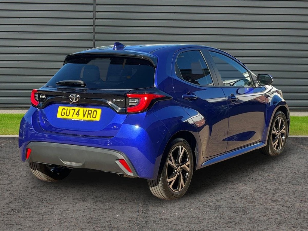 Toyota Yaris 1.5 Vvt-h Design Hatchback Hybrid E Cvt GU74VRO Blue #3