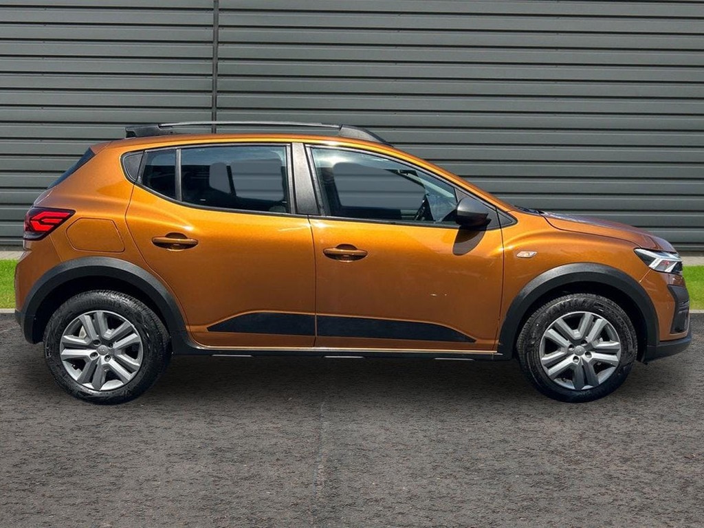 Dacia Sandero Stepway 1.0 Tce Expression Hatchback HT73CFP Orange #2