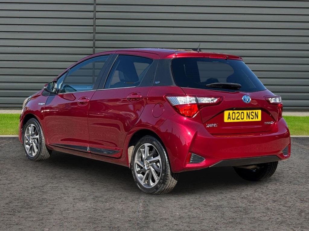 Toyota Yaris 1.5 Vvt-h Y20 Bi Tone Hatchback Hybrid Red #5