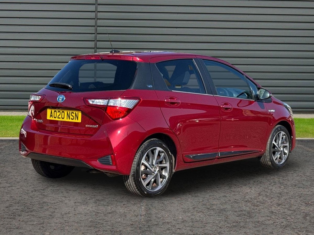 Toyota Yaris 1.5 Vvt-h Y20 Bi Tone Hatchback Hybrid Red #3