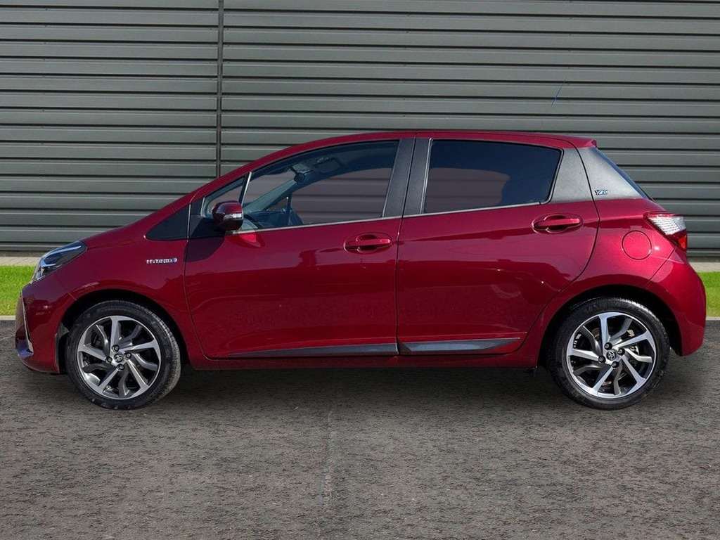 Toyota Yaris 1.5 Vvt-h Y20 Bi Tone Hatchback Hybrid Red #6