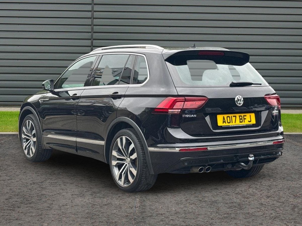 Volkswagen Tiguan 2.0 Tsi Bluemotion Tech R Line Suv Dsg AO17BFJ Black #5