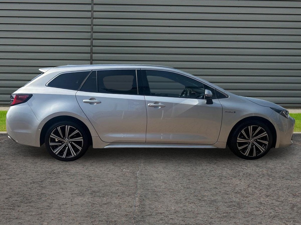 Toyota Corolla 1.8 Vvt-h Design Touring Sports Hybrid Silver #2