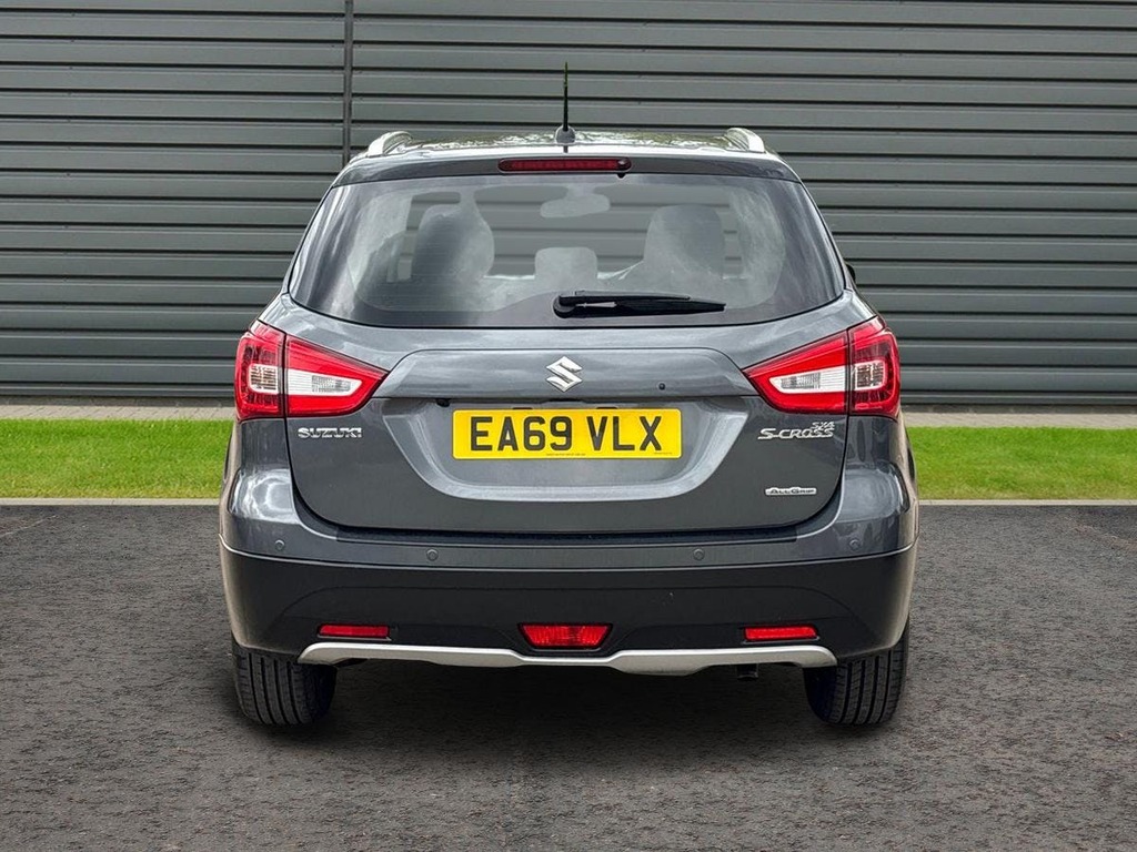 Suzuki SX4 S Cross 1.4 Boosterjet Sz5 Suv Allgrip Grey #4