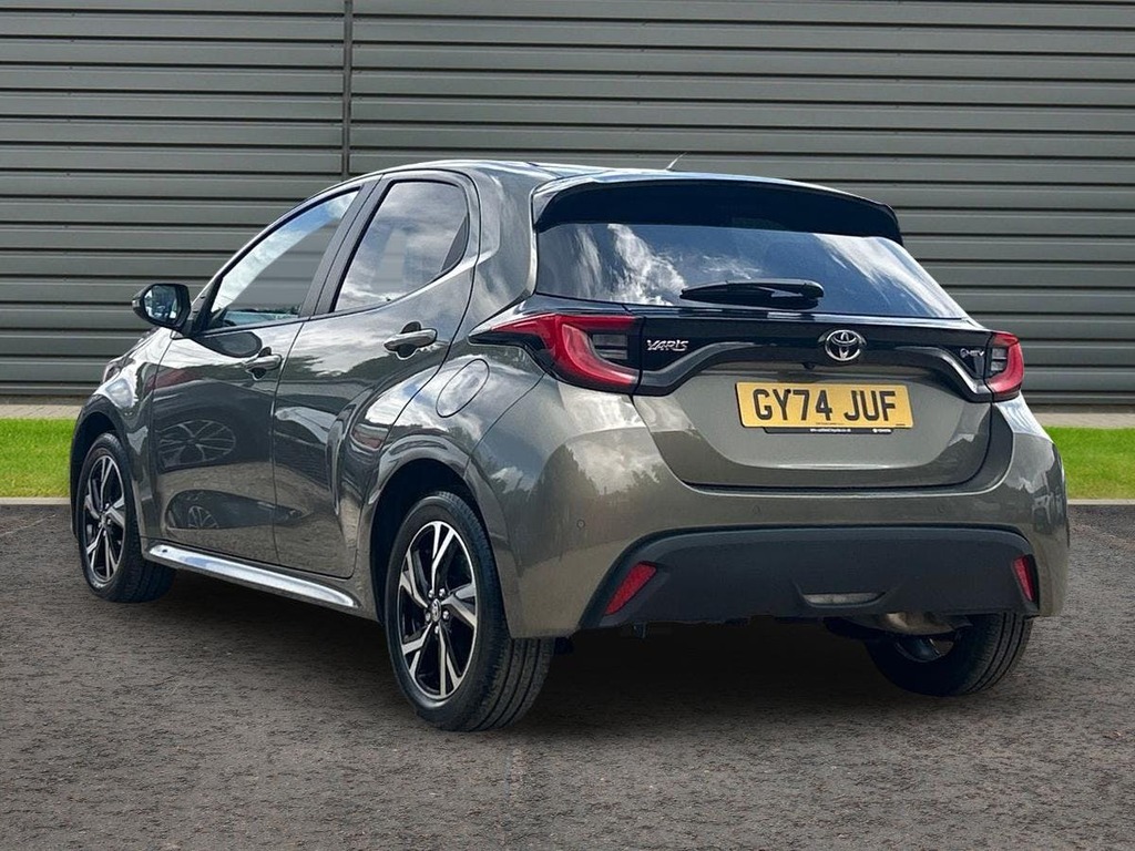 Toyota Yaris 1.5 Vvt-h Design Hatchback Hybrid E Cvt GY74JUF Brown #5