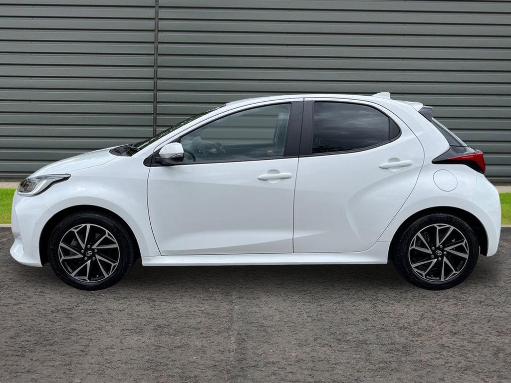 Toyota Yaris 1.5 Vvt-h Design Hatchback Hybrid E Cvt AP23CAA White #6