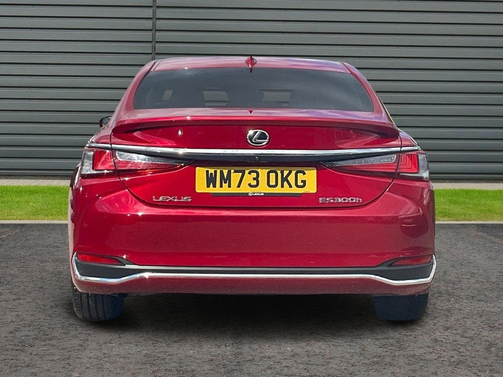 Lexus ES 2.5 300H Saloon Hybrid E Cvt WM73OKG Red #4