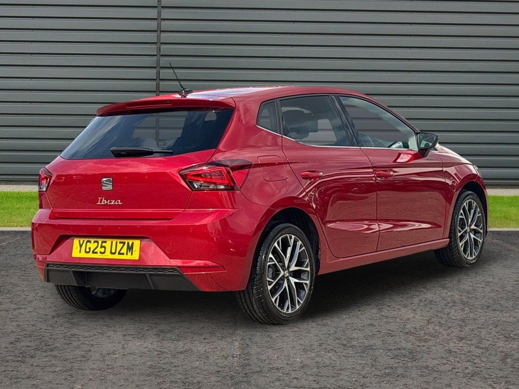 Seat Ibiza 1.0 Tsi Xcellence Hatchback Dsg YG25UZM Red #3