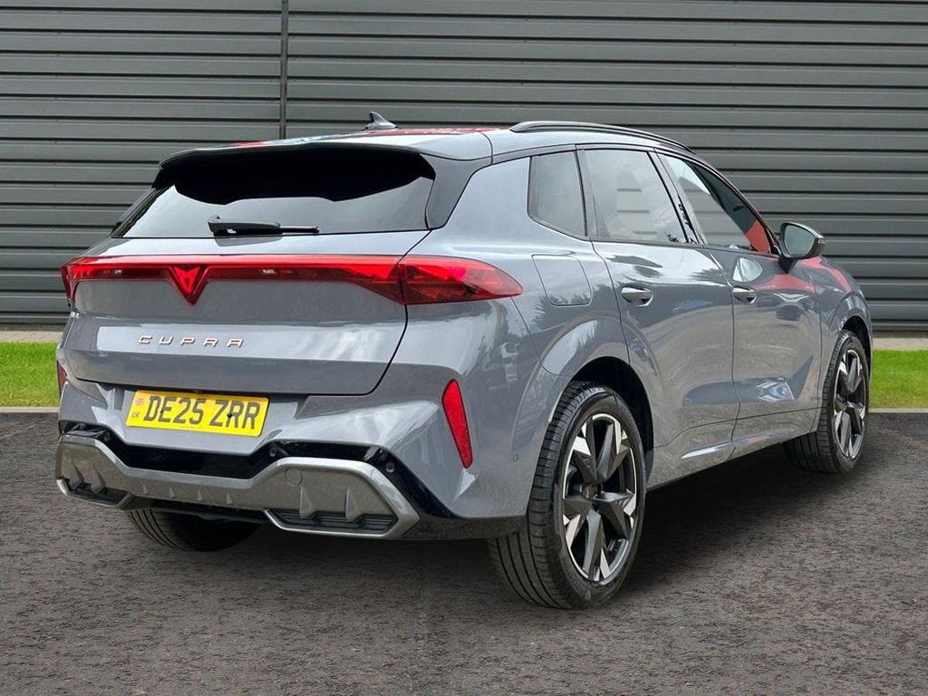 Cupra Terramar 1.5 Etsi V2 Suv Hybrid Dsg DE25ZRR Grey #3