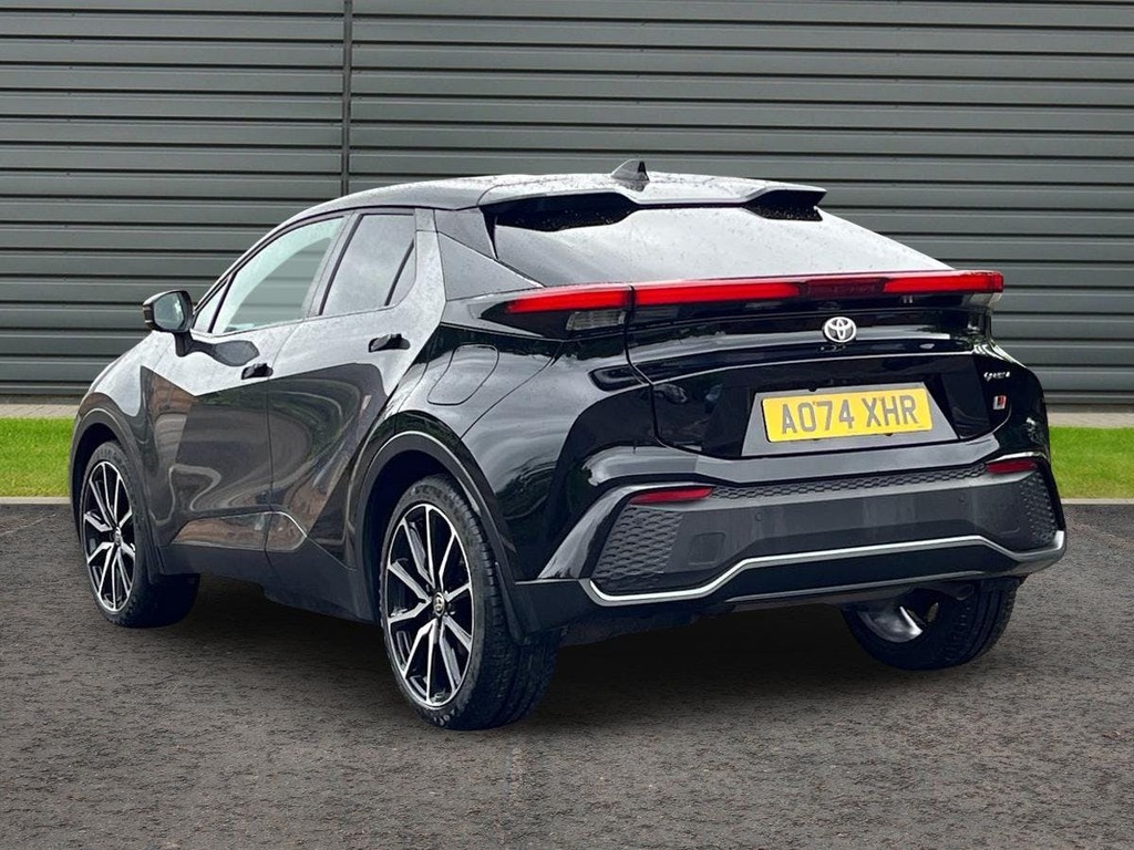 Toyota C-Hr 2.0 Vvt 13.6Kwh Gr Sport Suv Plug In Hy Black #5