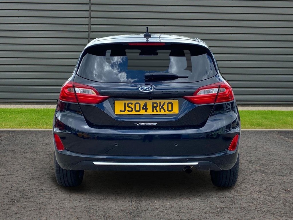 Ford Fiesta 1.0T Ecoboost Vignale Hatchback Black #4