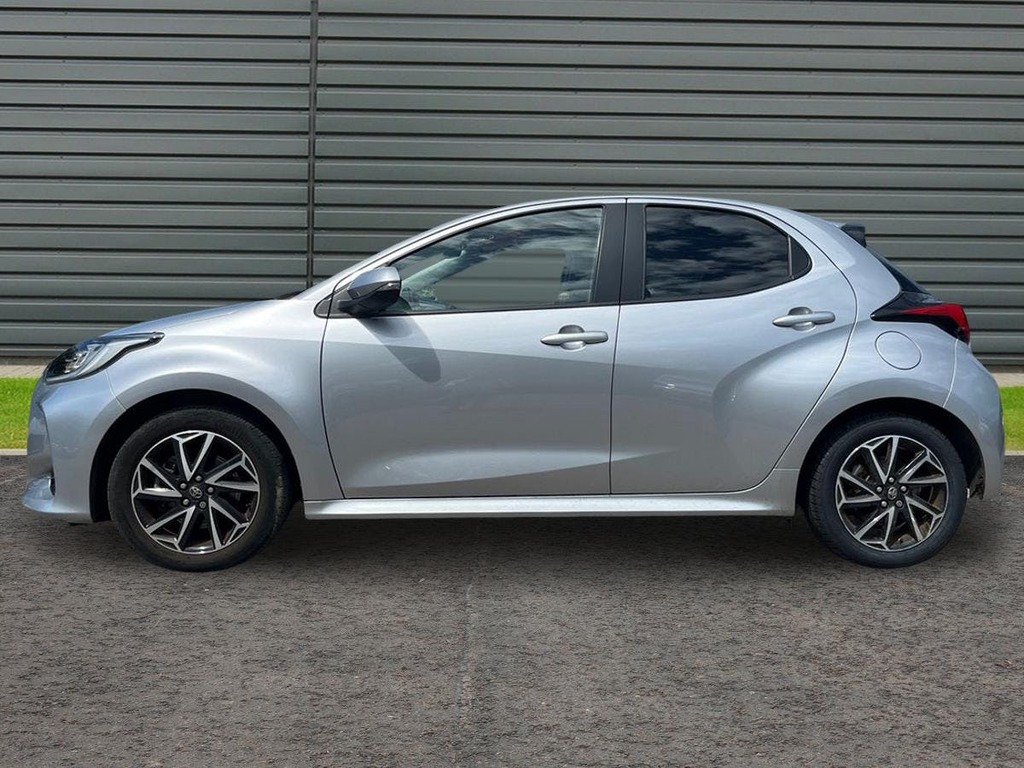 Toyota Yaris 1.5 Vvt-h Design Hatchback Hybrid E Cvt GY23UBH Silver #6