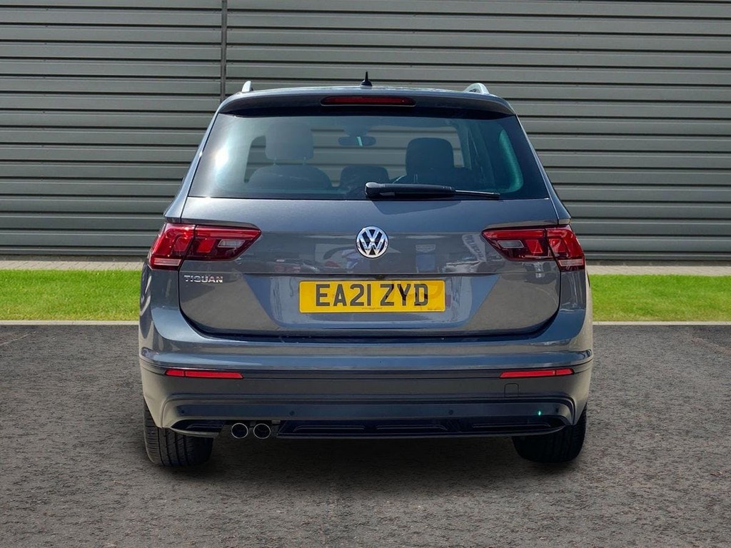 Volkswagen Tiguan 2.0 Tdi Match Suv Grey #4