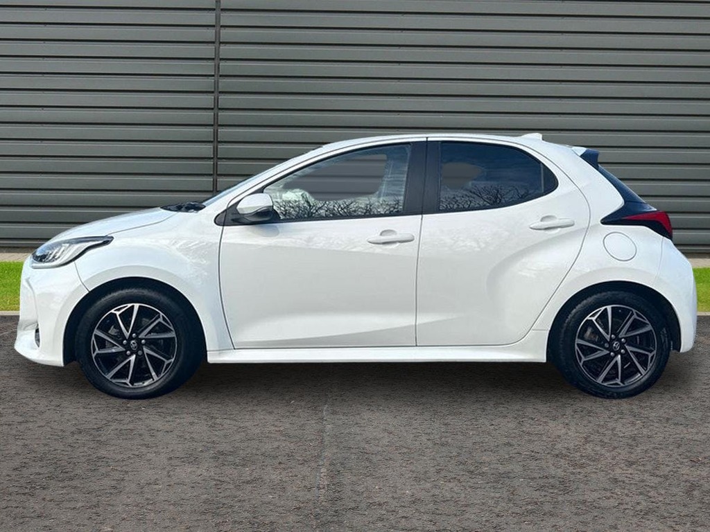 Toyota Yaris 1.5 Vvt-h Design Hatchback Hybrid E Cvt White #6