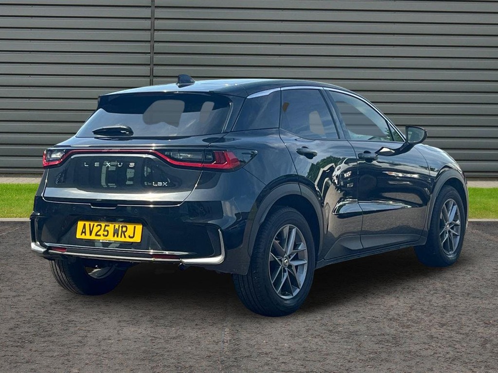 Lexus LBX 1.5 Vvt Ie Premium Suv Hybrid E Cvt Black #3