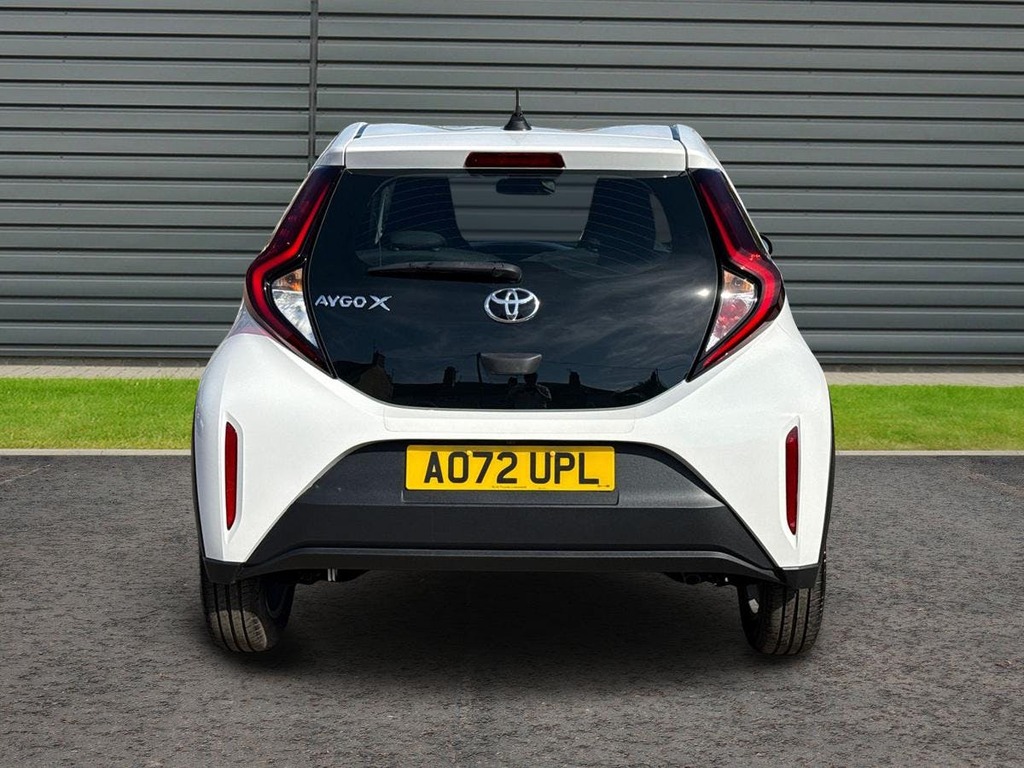 Toyota Aygo X 1.0 Vvt I Pure Hatchback AO72UPL White #3