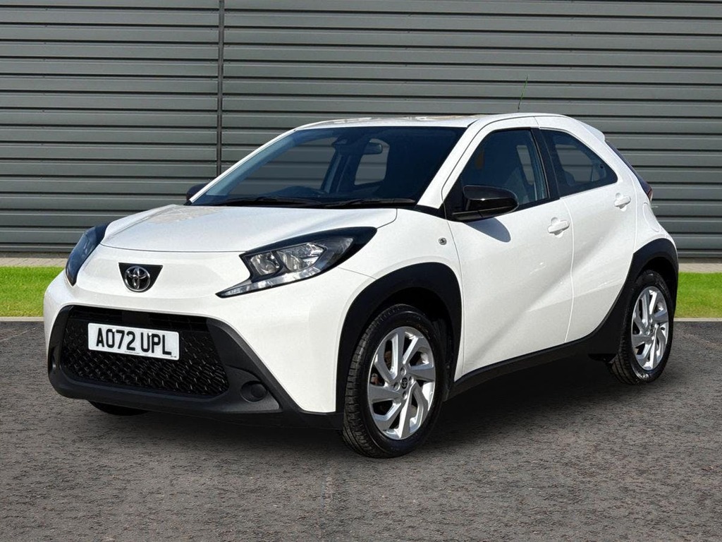 Toyota Aygo X 1.0 Vvt I Pure Hatchback AO72UPL White #6