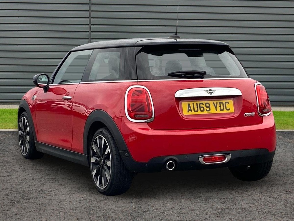 Mini Hatch 1.5 Cooper Exclusive Hatchback Steptron AU69YDC Red #5