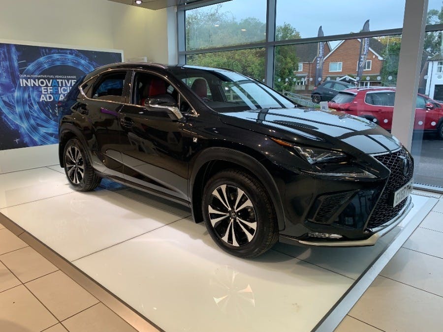 Lexus NX 2.5 300H F Sport Suv Hybrid E Cvt 4Wd Black #2