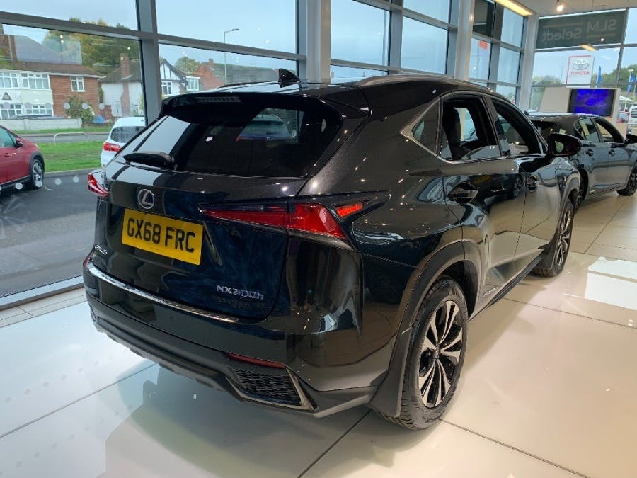 Lexus NX 2.5 300H F Sport Suv Hybrid E Cvt 4Wd Black #5