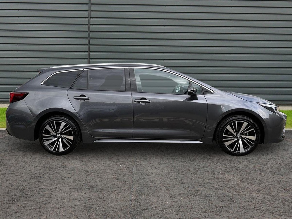 Toyota Corolla 1.8 Vvt-h Design Touring Sports Hybrid Grey #2