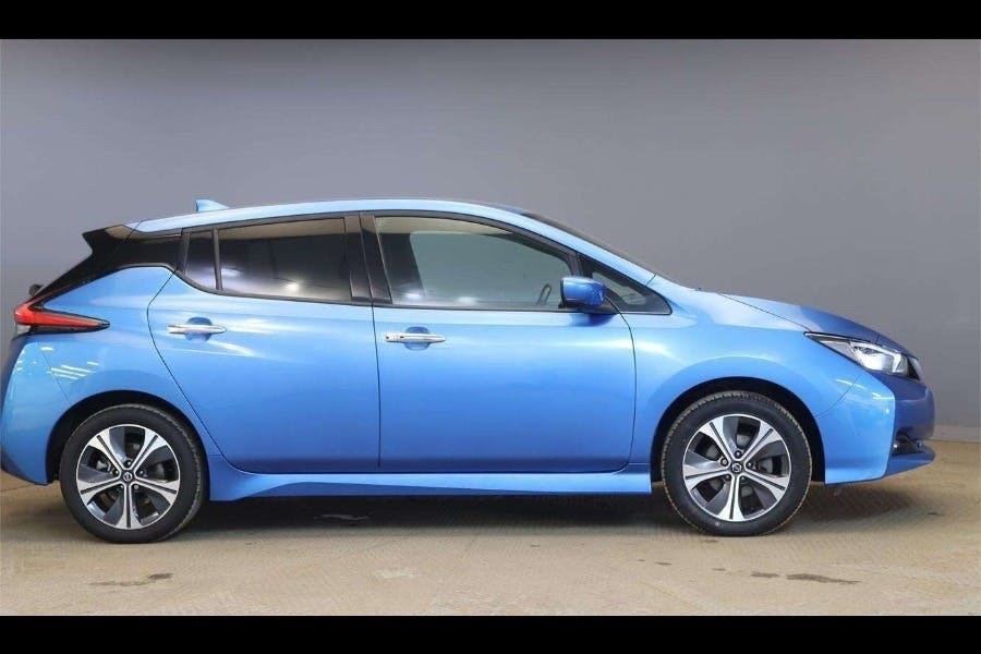 Nissan Leaf 62Kwh E Plus Tekna Hatchback VE70HPF Blue #4
