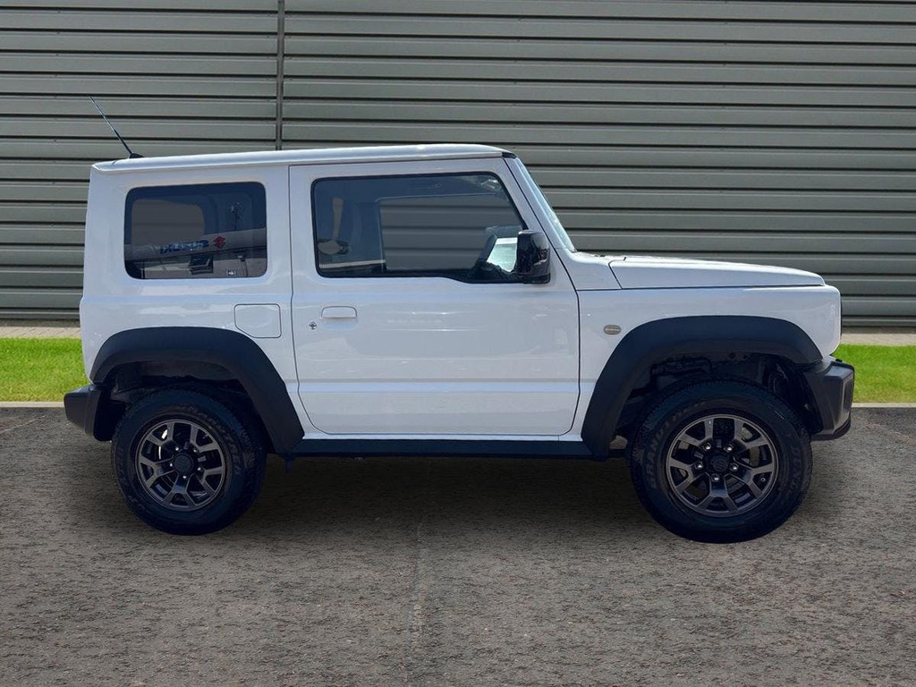 Suzuki Jimny 1.5 Sz5 Suv Allgrip White #2