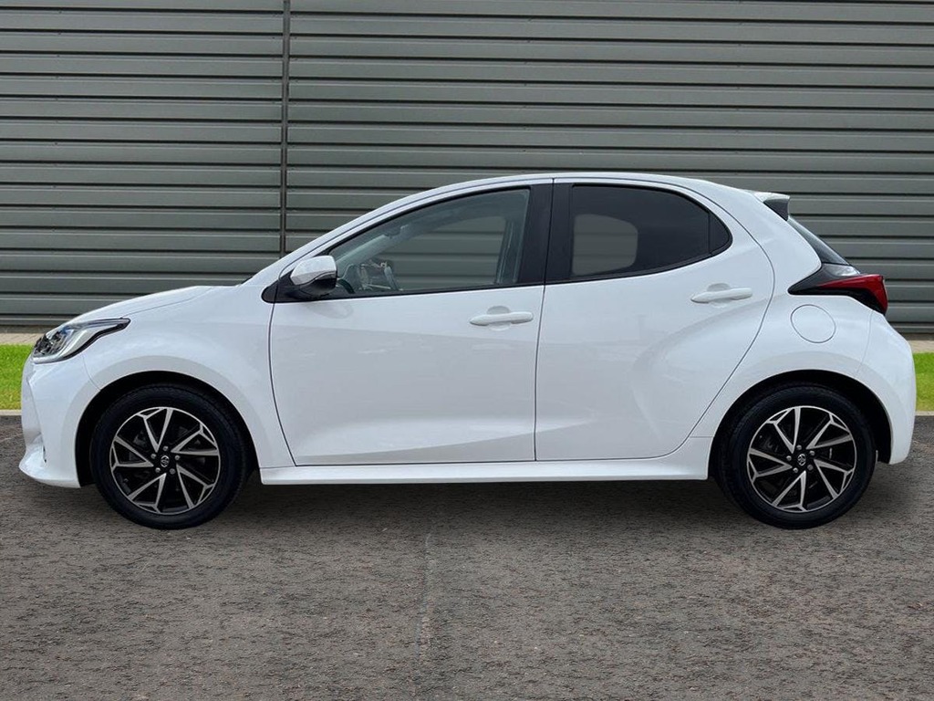 Toyota Yaris 1.5 Vvt-h Design Hatchback Hybrid E Cvt AP23JRO White #6