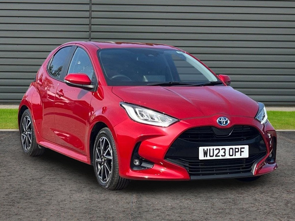 Toyota Yaris 1.5 Vvt-h Design Hatchback Hybrid E Cvt Red