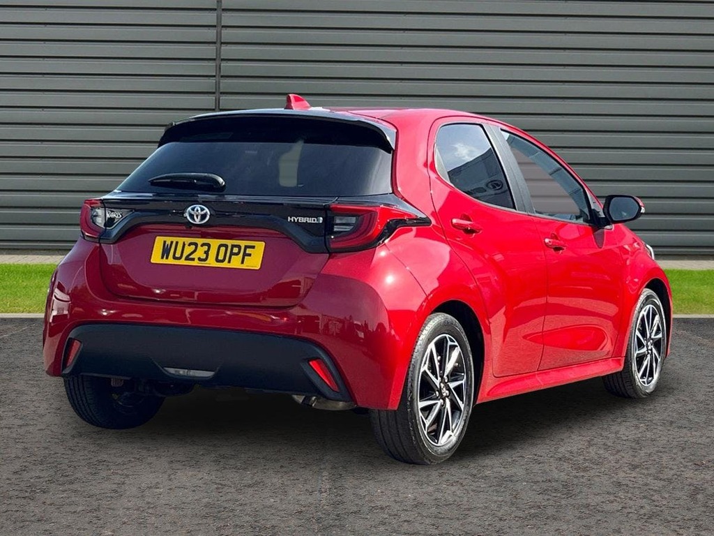 Toyota Yaris 1.5 Vvt-h Design Hatchback Hybrid E Cvt WU23OPF Red #3