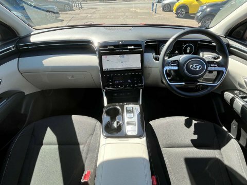 Hyundai Tucson Suv ET21MLL Red #2