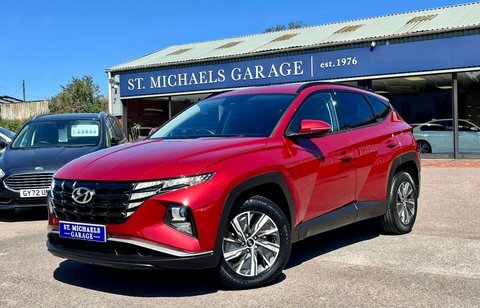 Hyundai Tucson Suv Red