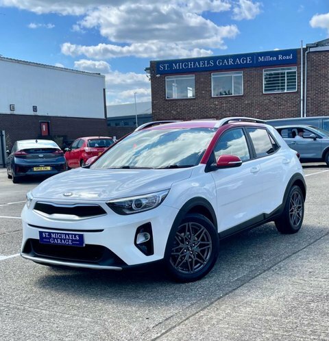 Kia Stonic Stonic Maxx White