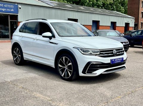 Volkswagen Tiguan Suv ND72USG White #4