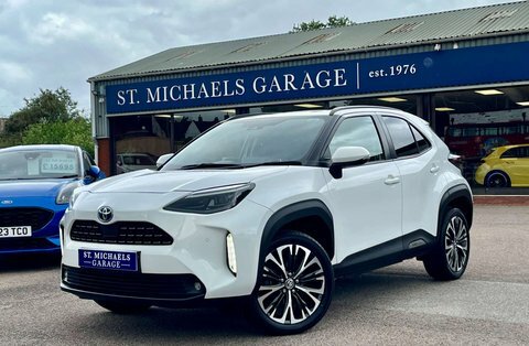 Toyota Yaris Cross Suv White