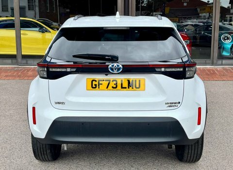 Toyota Yaris Cross Suv GF73LMU White #6