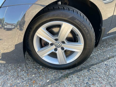 Volkswagen Golf Hatchback GN66SOU Grey #3