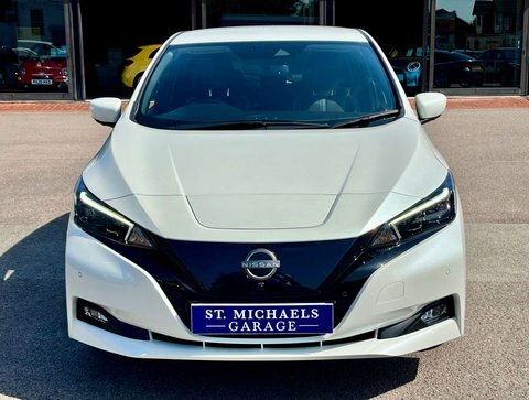 Nissan Leaf Hatchback GK73HGE White #5
