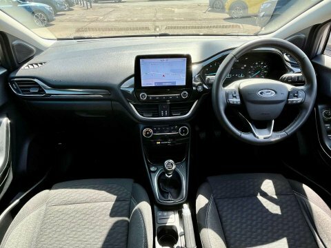 Ford Puma Suv GJ73LPP Silver #2