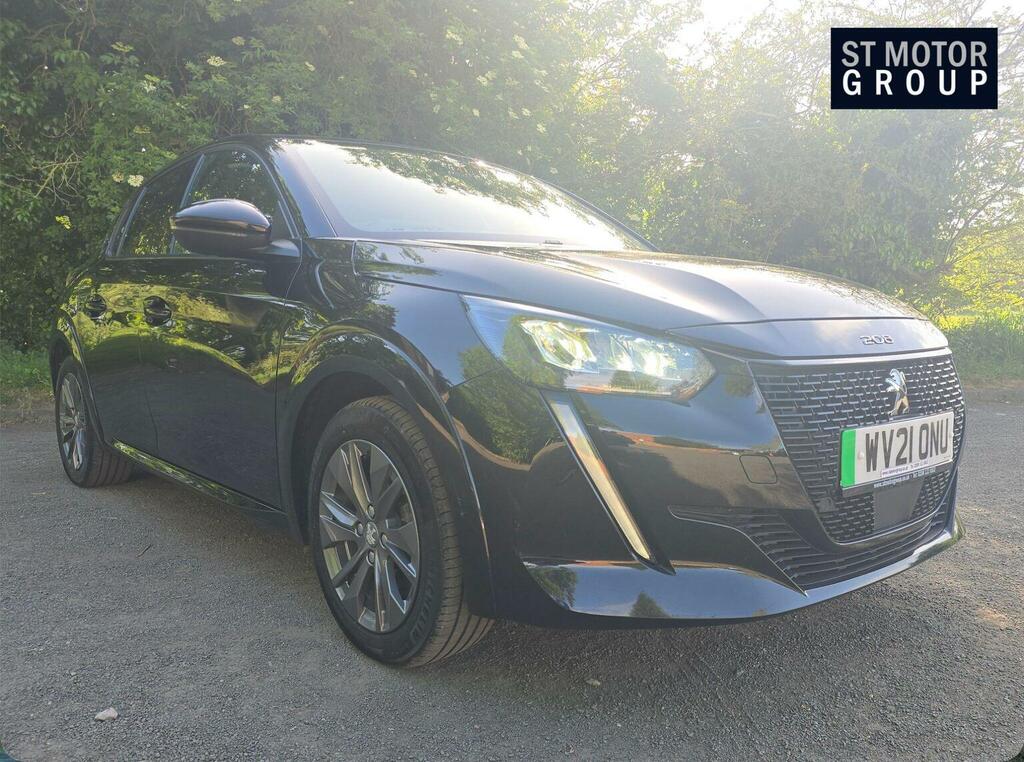 Peugeot e-208 Hatchback 50Kwh Allure Premium 202121 Black