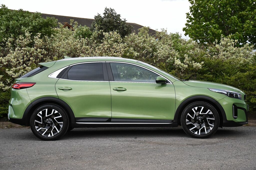 Kia Xceed 1.5 T-gdi 3 Suv Euro 6 Ss 15 NU23YBD Green #2