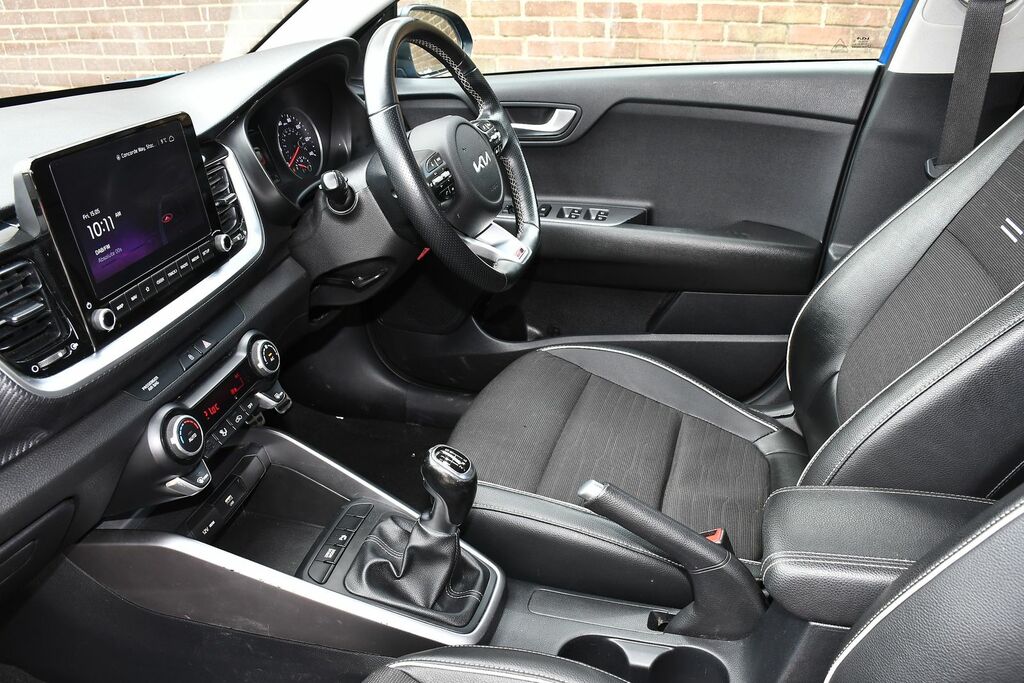 Kia Stonic 1.0 T-gdi Mhev Gt-line Suv Hybrid Manua AF72XUC Blue #4