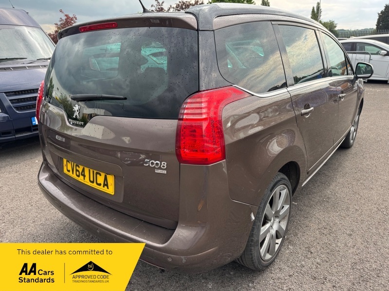 Peugeot 5008 Hdi Allure Brown #3