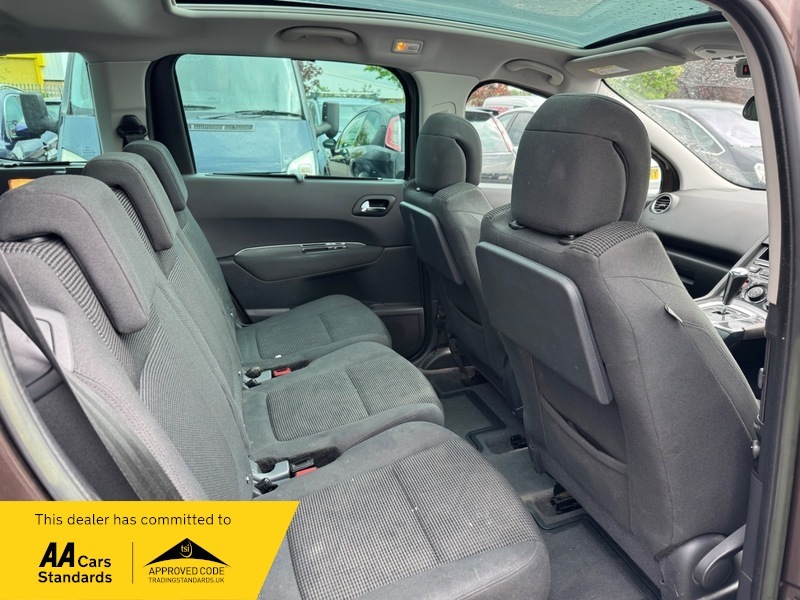 Peugeot 5008 Hdi Allure Brown #6