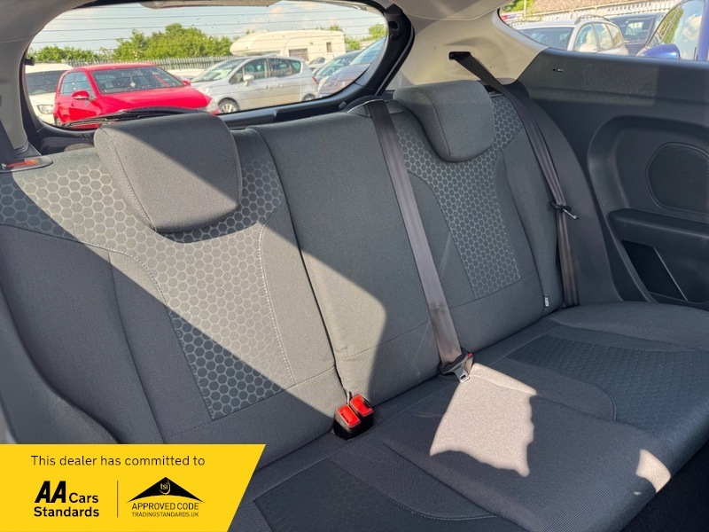 Ford Fiesta Zetec S EX12XYZ White #6
