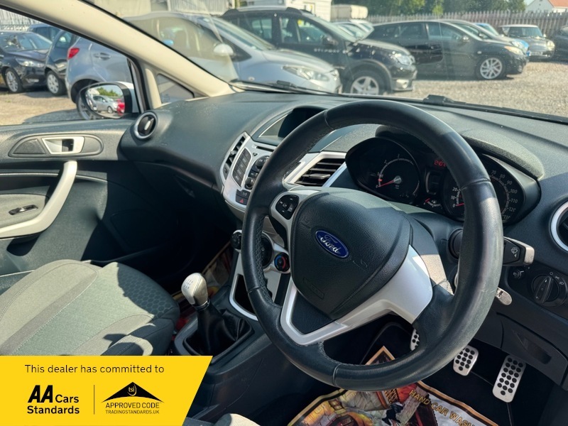 Ford Fiesta Zetec S EX12XYZ White #5